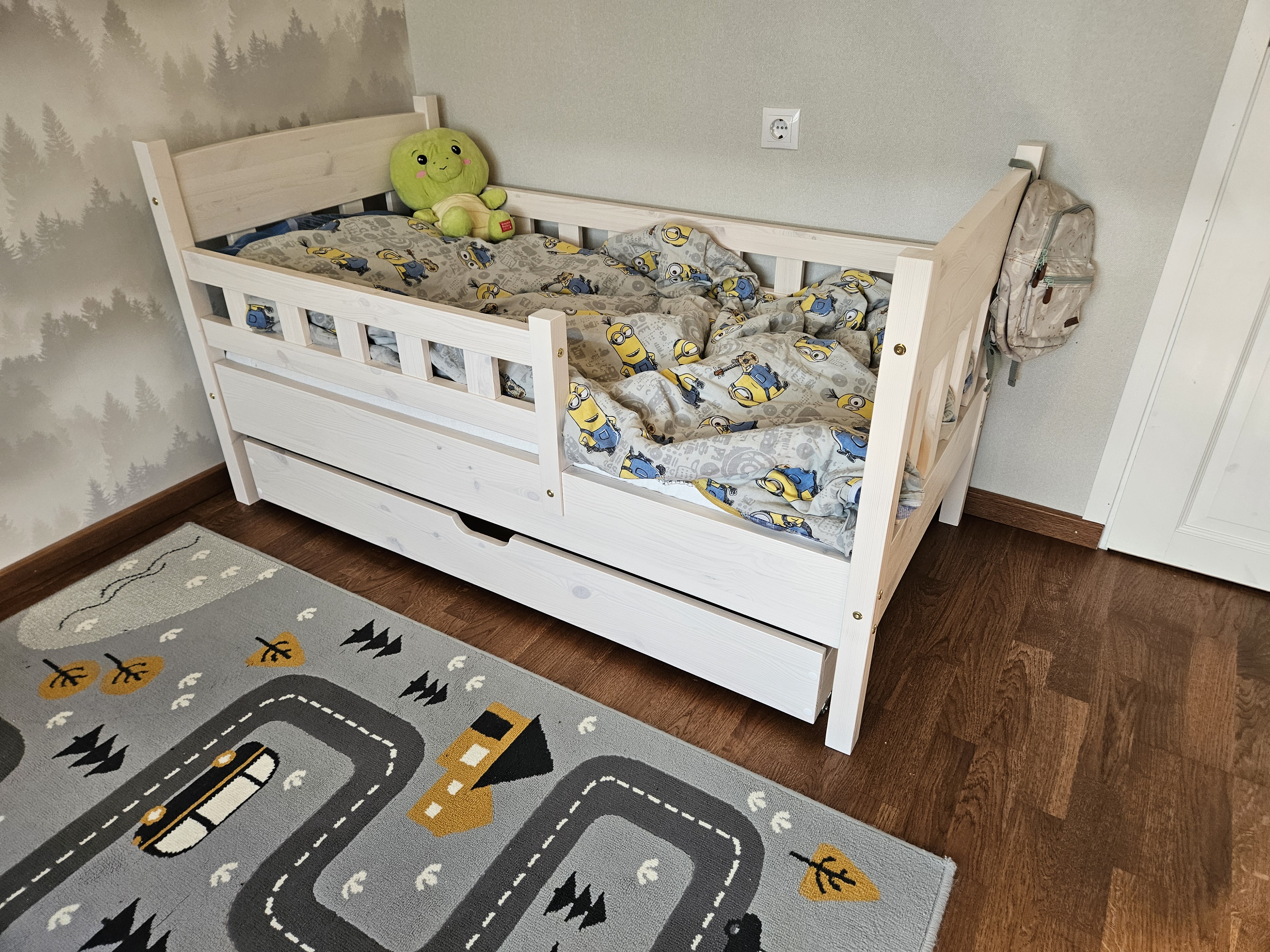 Children's beds